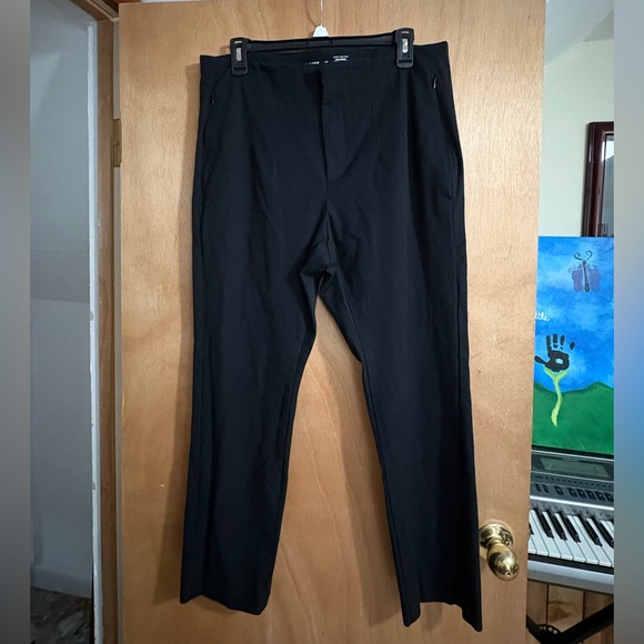 Old Navy Extra High Rise Pixie Skinny Pants Black Size 14 Secret Smooth Pockets - Picture 4 of 10